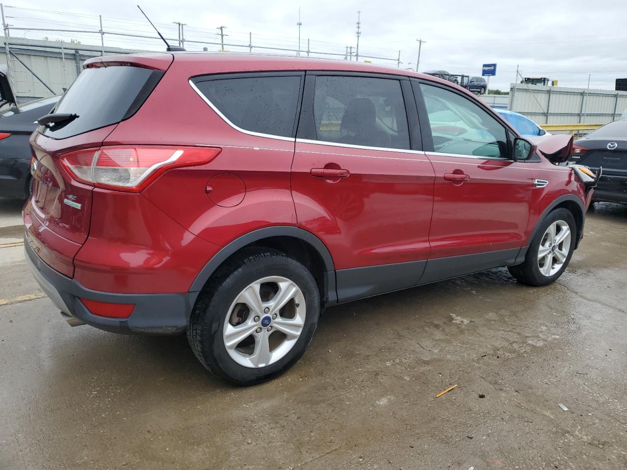 2014 Ford Escape VIN 1FMCU0GX8EUE37146 Copart auction photo, front end damage thumbnail 3
