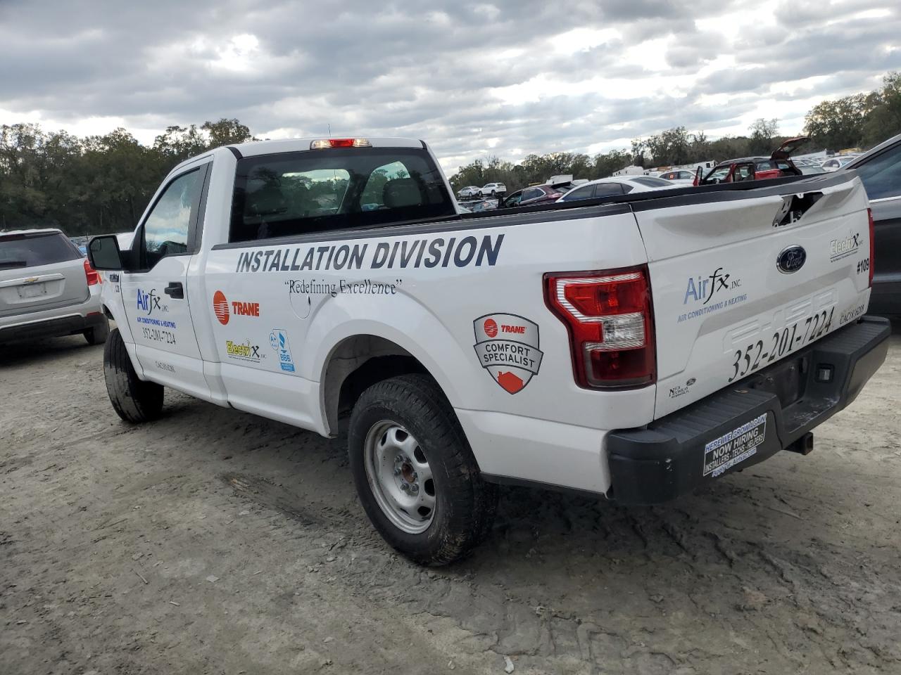 2018 Ford F-150 VIN 1FTMF1CB0JKE63961 Copart auction photo, front end / rear end damage thumbnail 2