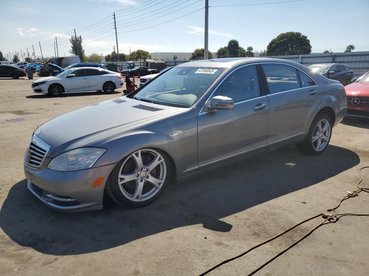 2011 Mercedes-Benz S-klasse VIN WDDNG7BB9BA373940