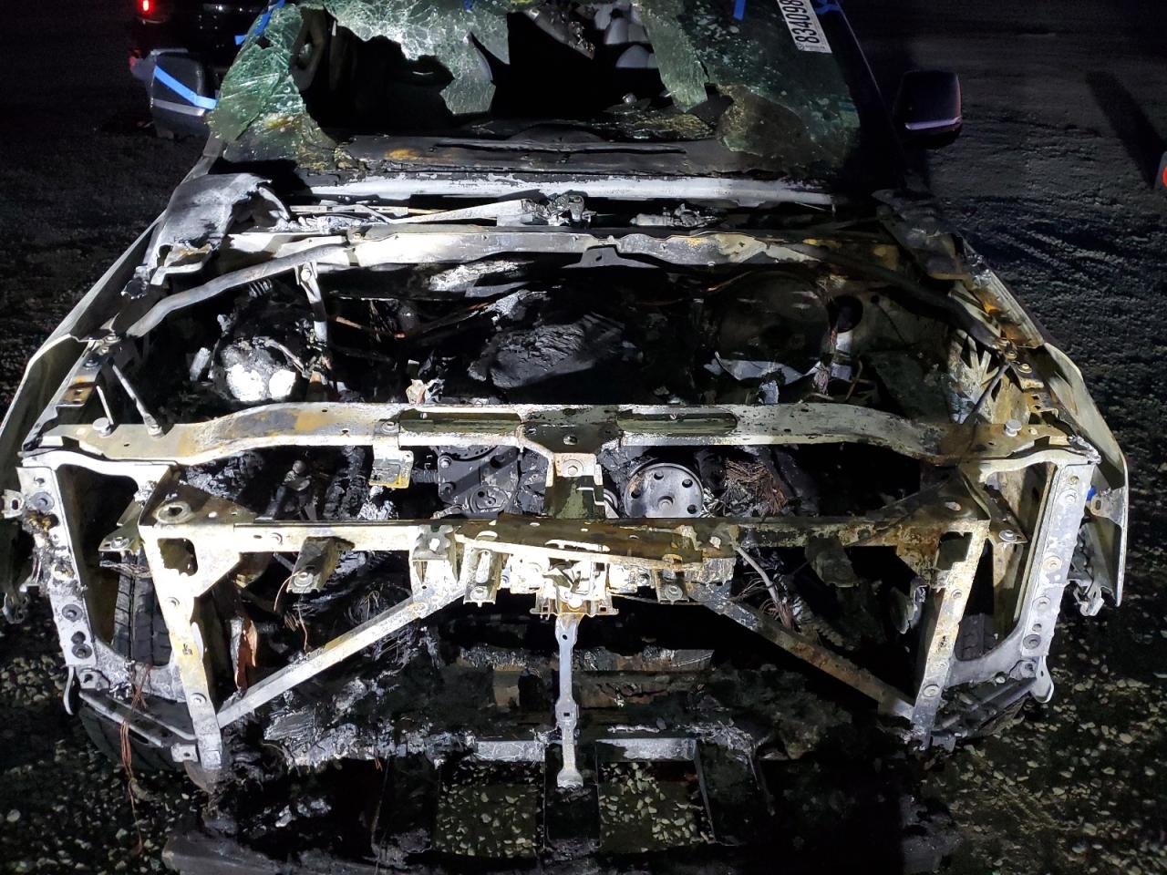 2019 Cadillac Escalade VIN 1GYS3GKJ1KR154028 Copart auction photo, burn damage thumbnail 12