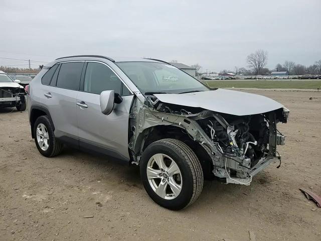 2021 Toyota RAV 4 VIN 2T3P1RFV5MC215038 Copart auction photo, front end / side damage thumbnail 11