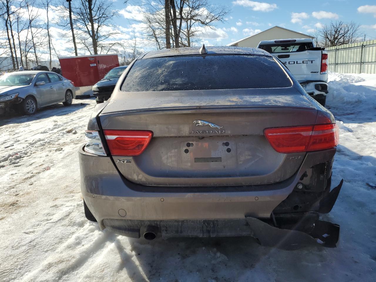 2017 Jaguar XE VIN SAJAF4BV5HA972882 Copart auction photo, side / rear end damage thumbnail 6