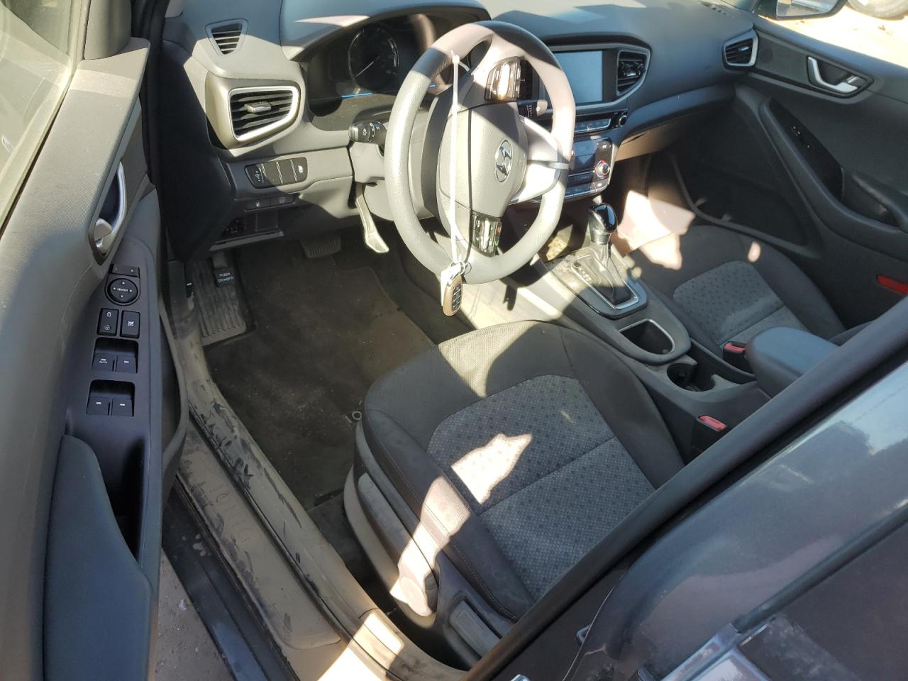 2019 Hyundai IONIQ VIN KMHC65LC7KU162553 Copart auction photo, water/flood damage thumbnail 8