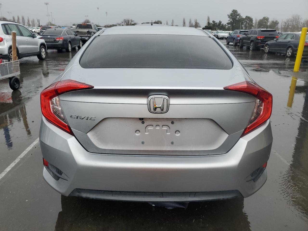 2017 Honda Civic VIN 19XFC2F56HE205406 Copart auction photo, side / front end damage thumbnail 6