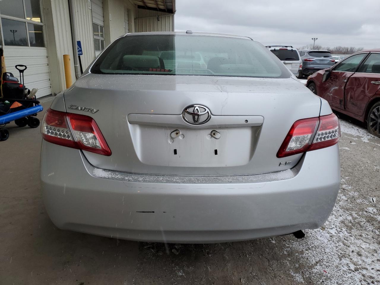 2010 Toyota Camry VIN 4T4BF3EK6AR076305 Copart auction photo, front end / side damage thumbnail 6