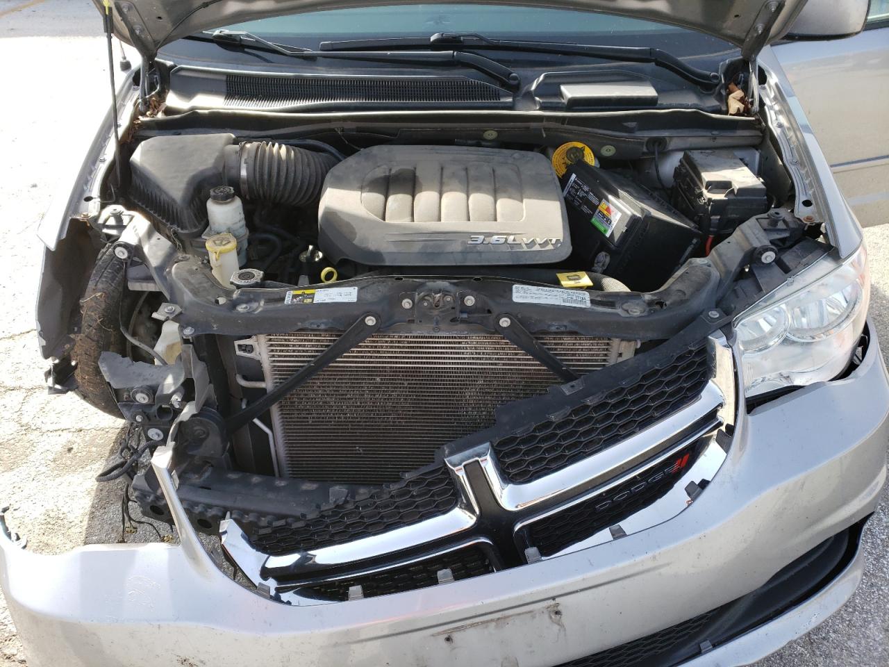 2015 Dodge Caravan VIN 2C4RDGCG9FR750430 Copart auction photo, front end / hail damage thumbnail 13