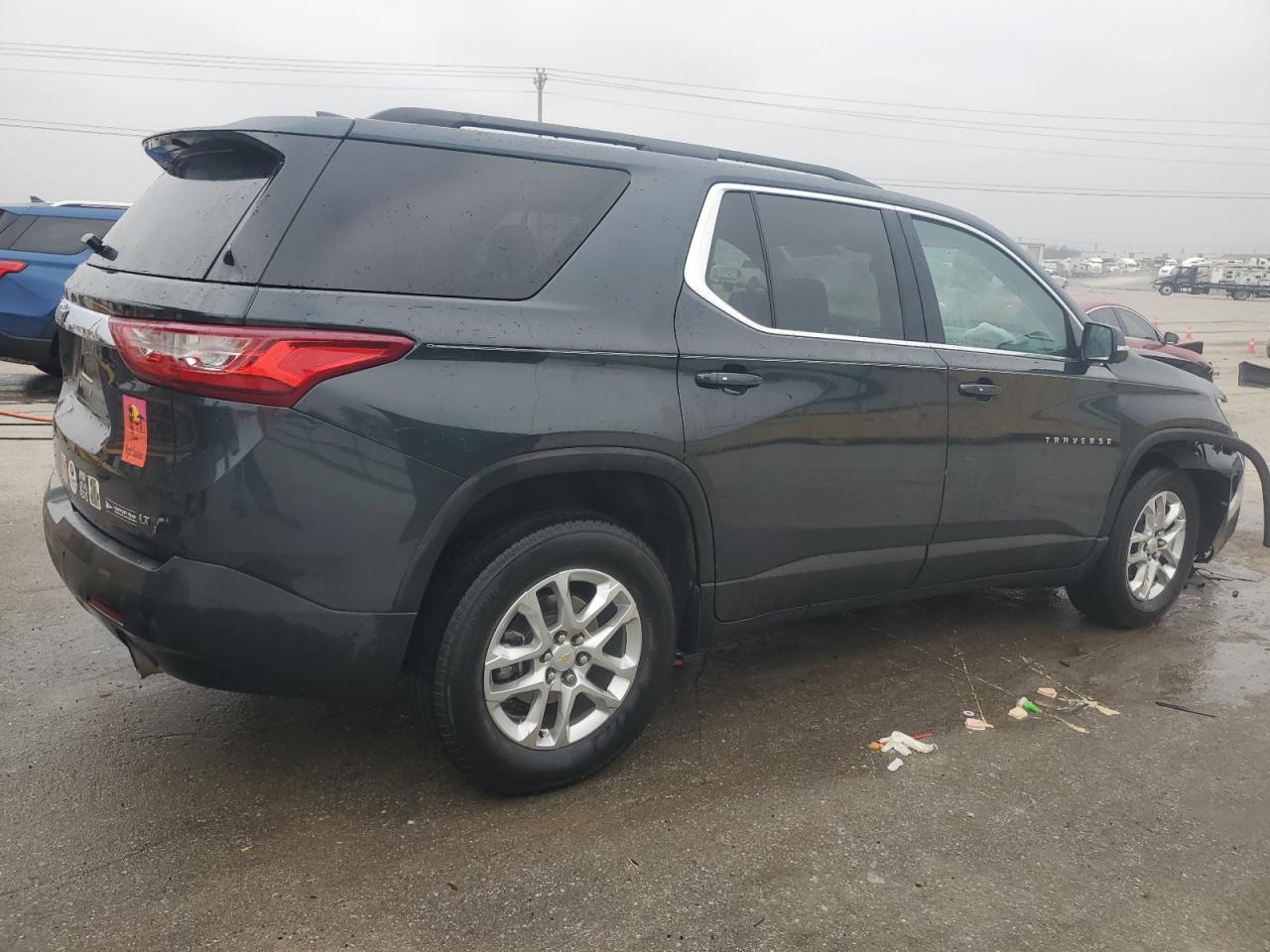 2021 Chevrolet Traverse VIN 1GNERGKW0MJ108762 Copart auction photo, front end damage thumbnail 3