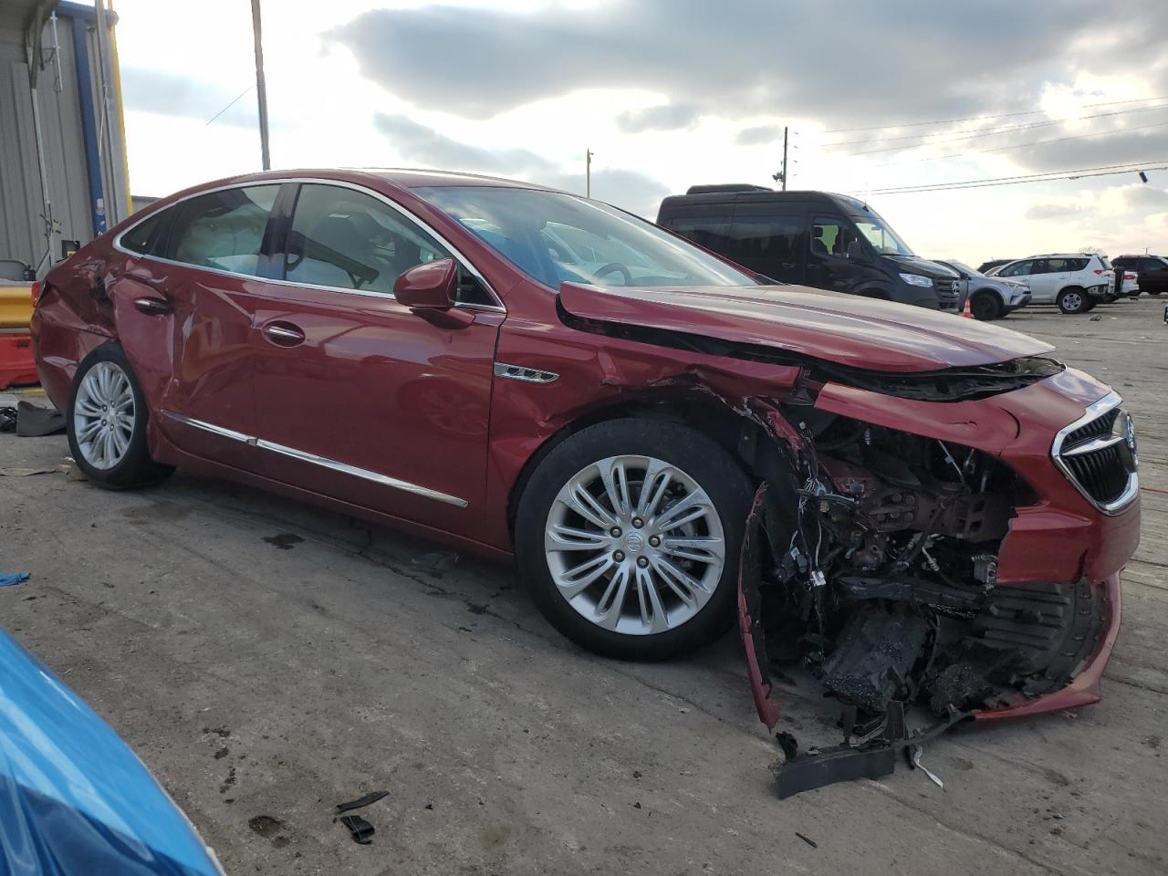 2018 Buick LaCrosse VIN 1G4ZP5SZ0JU123492 Copart auction photo, front end / side damage thumbnail 4