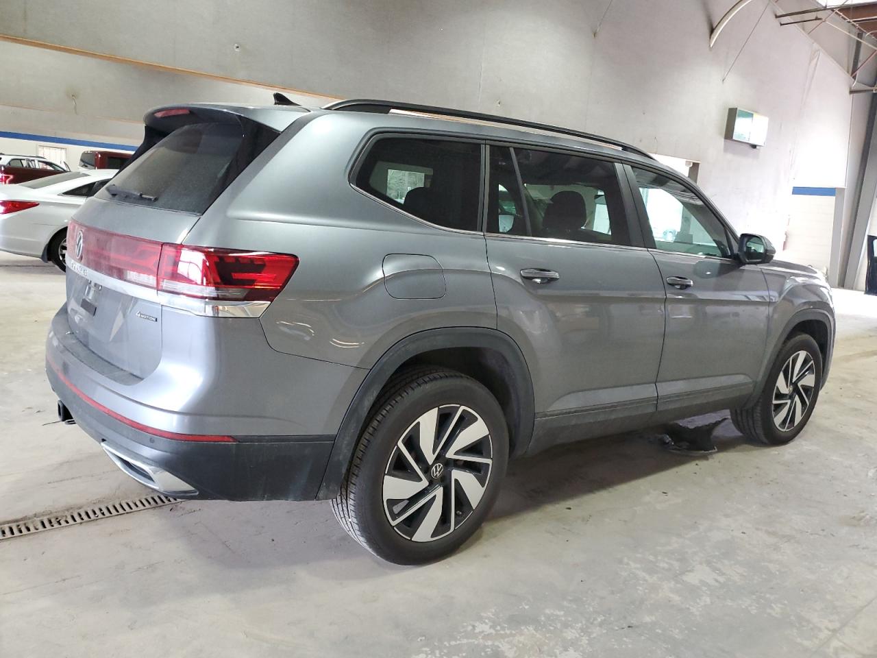 2024 Volkswagen Atlas VIN 1V2HR2CA1RC618687 Copart auction photo, side damage thumbnail 3