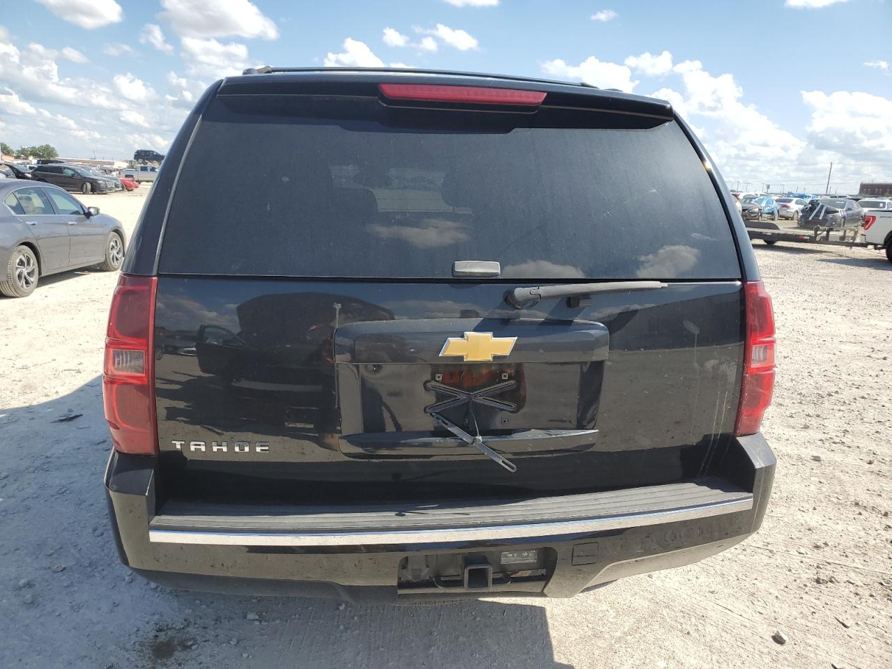 2013 Chevrolet Tahoe VIN 1GNSCAE00DR103734 Copart auction photo, side / front end damage thumbnail 6