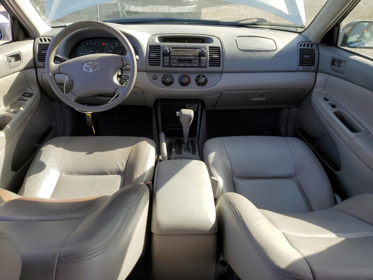 2004 Toyota Camry VIN 4T1BF32K74U574046 Copart auction photo, all over damage thumbnail 8