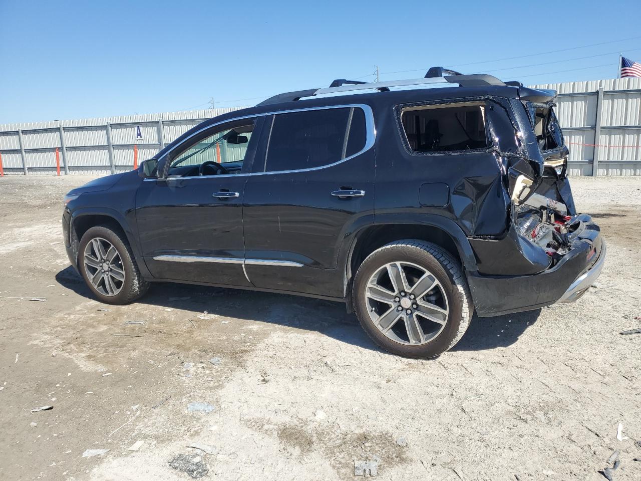 2018 GMC Acadia VIN 1GKKNPLS5JZ139929 Copart auction photo, rear end / minor dent/scratches damage thumbnail 2