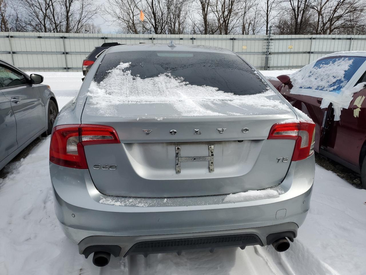 2018 Volvo S60 VIN YV126MFL9J2458491 Copart auction photo, normal wear / side damage thumbnail 6