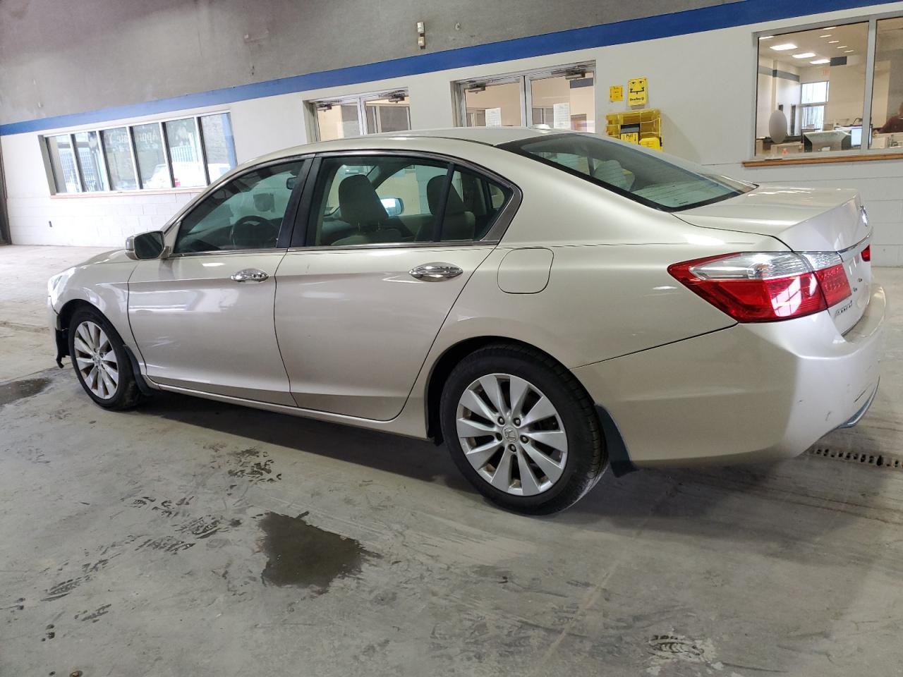 2014 Honda Accord VIN 1HGCR2F83EA237645 Copart auction photo, front end damage thumbnail 2
