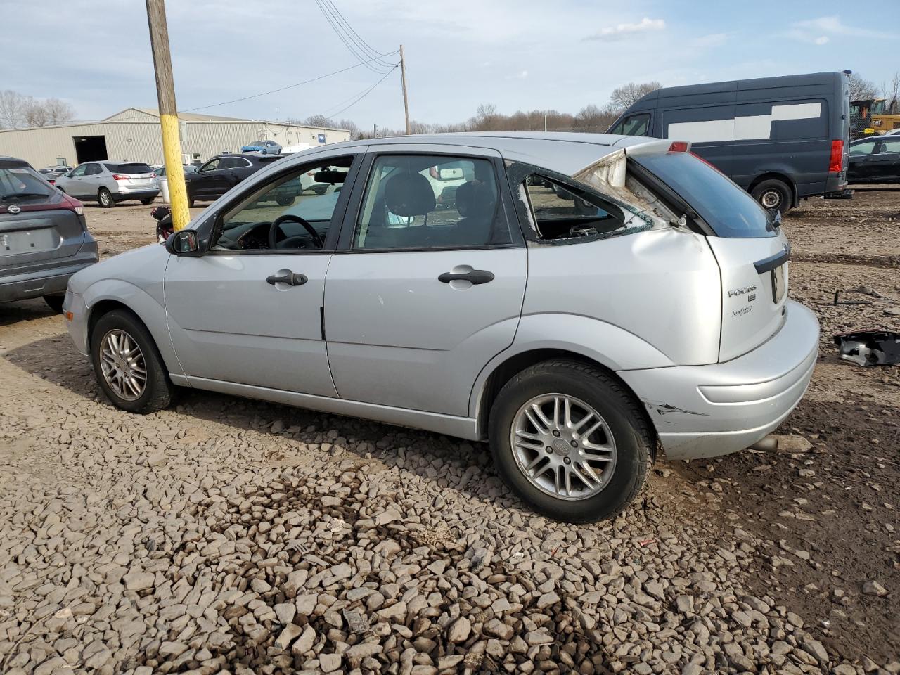 2006 Ford Focus VIN 1FAHP37N56W197390 Copart auction photo, rear end / front end damage thumbnail 2