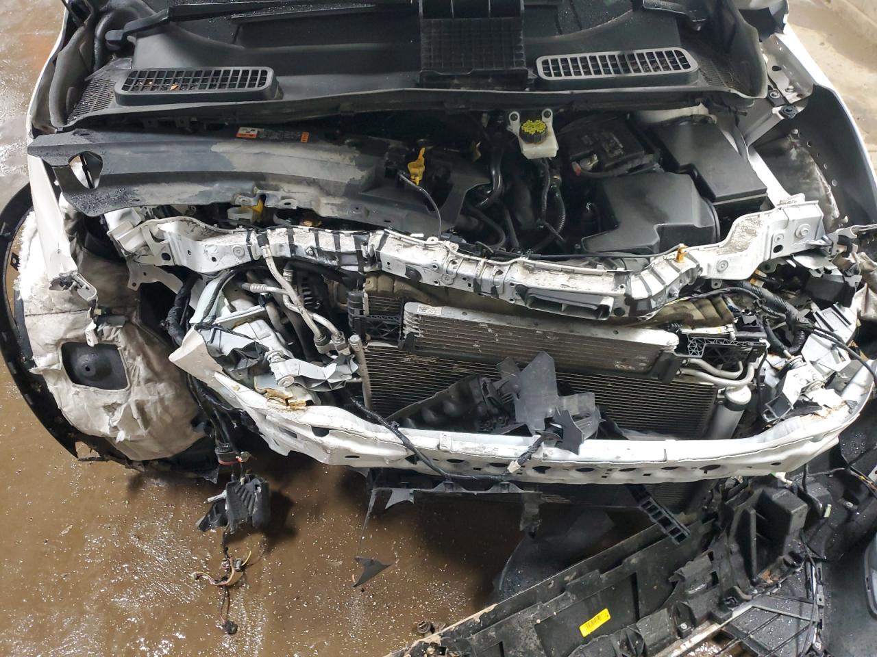 2019 Ford Escape VIN 1FMCU9HD6KUB75812 Copart auction photo, front end damage thumbnail 11