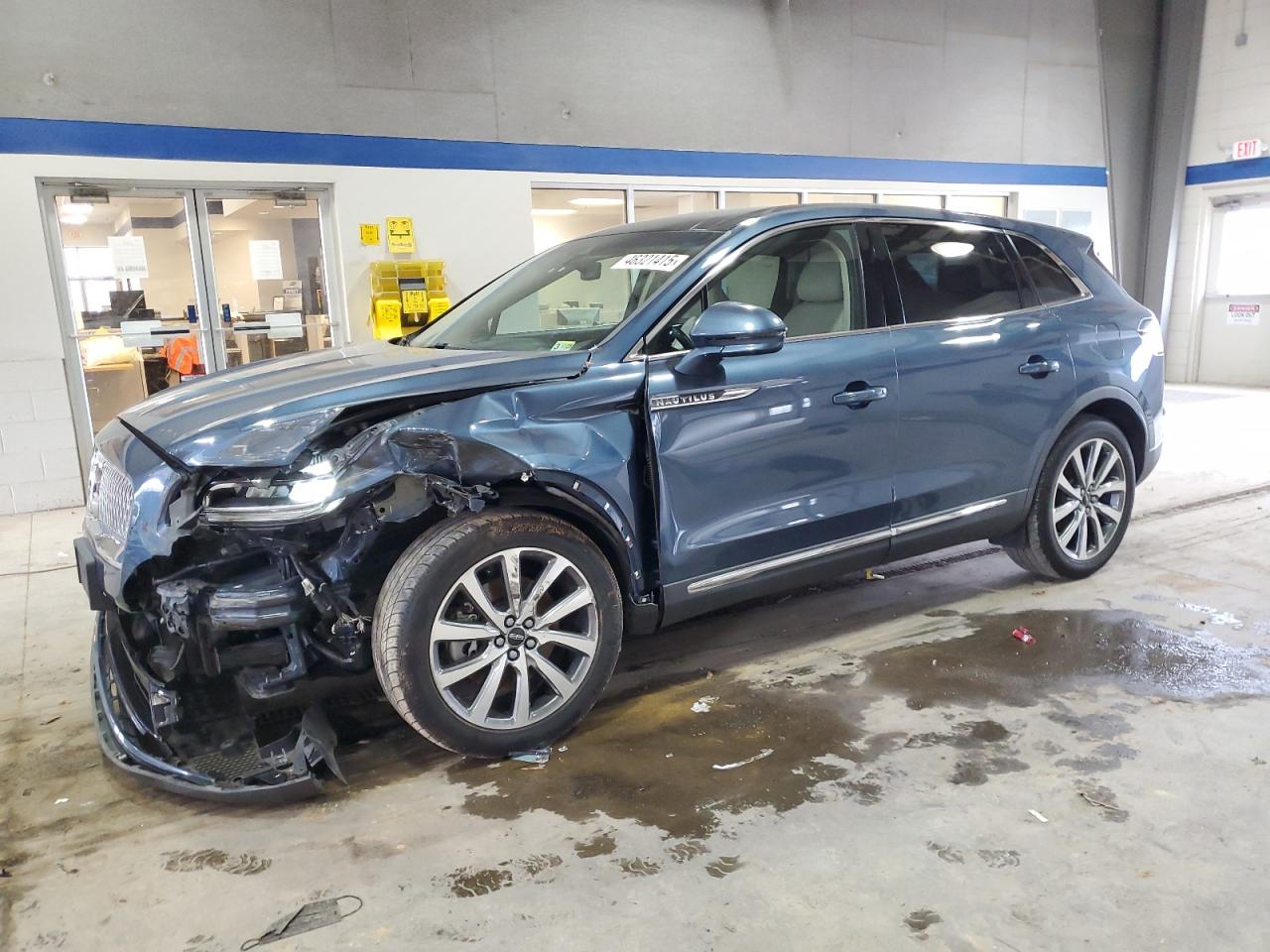 2019 Lincoln Nautilus VIN 2LMPJ8K92KBL23568 - Copart auction photo