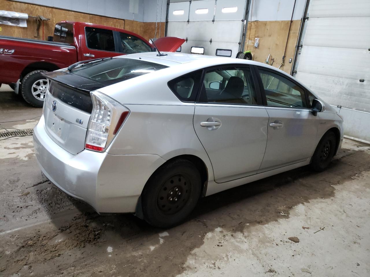 2011 Toyota Prius VIN JTDKN3DU4B1415909 Copart auction photo, front end / minor dent/scratches damage thumbnail 3