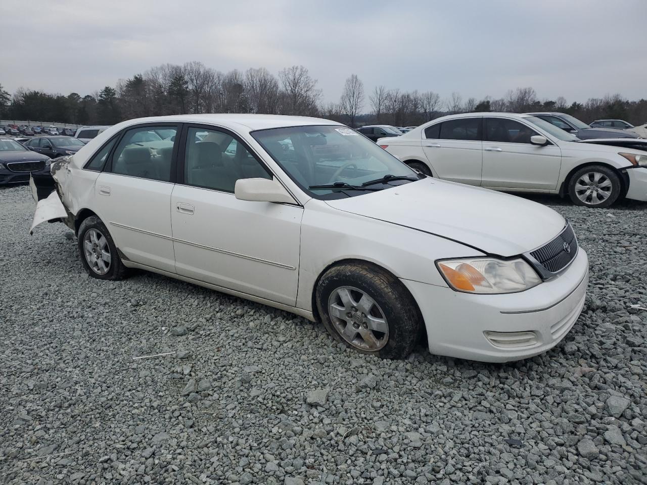2000 Toyota Avalon VIN 4T1BF28B8YU046295 Copart auction photo, front end / rear end damage thumbnail 4