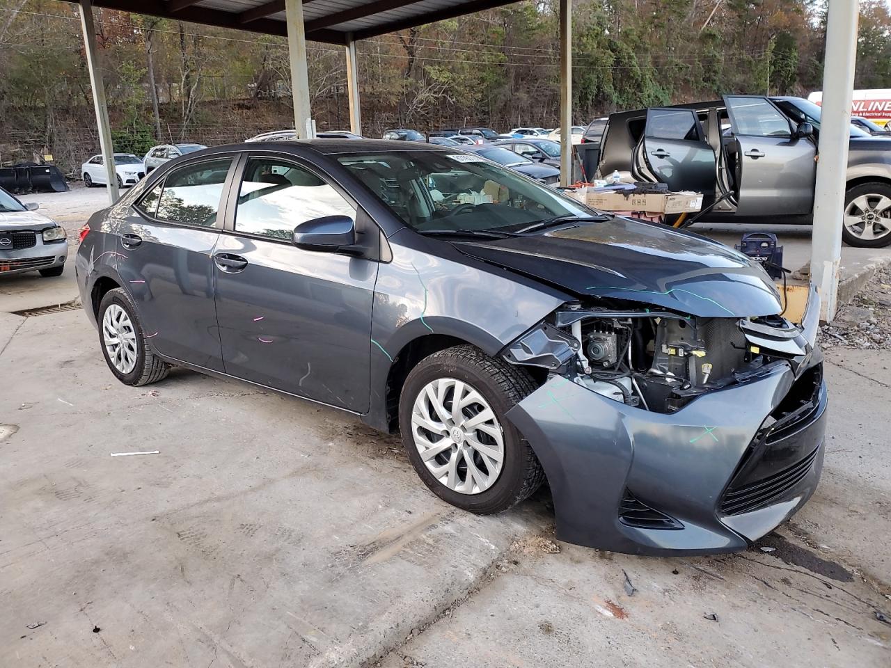 2017 Toyota Corolla VIN 2T1BURHE6HC818707 Copart auction photo, front end damage thumbnail 4