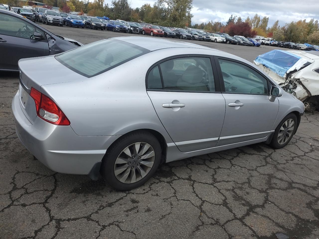 2010 Honda Civic VIN 19XFA1F89AE030553 Copart auction photo, front end damage thumbnail 3