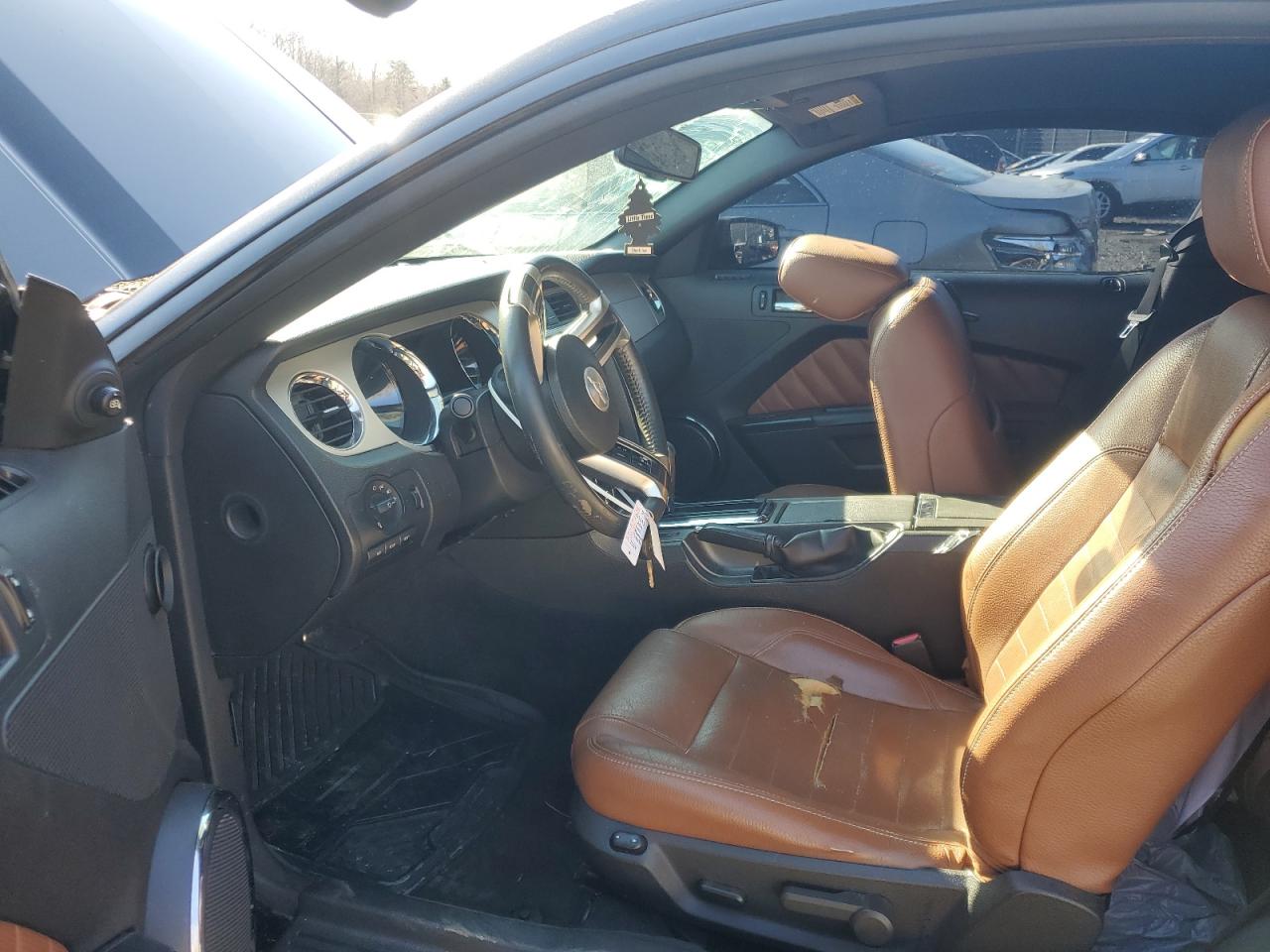 2011 Ford Mustang VIN 1ZVBP8AM8B5157024 Copart auction photo, side / front end damage thumbnail 7