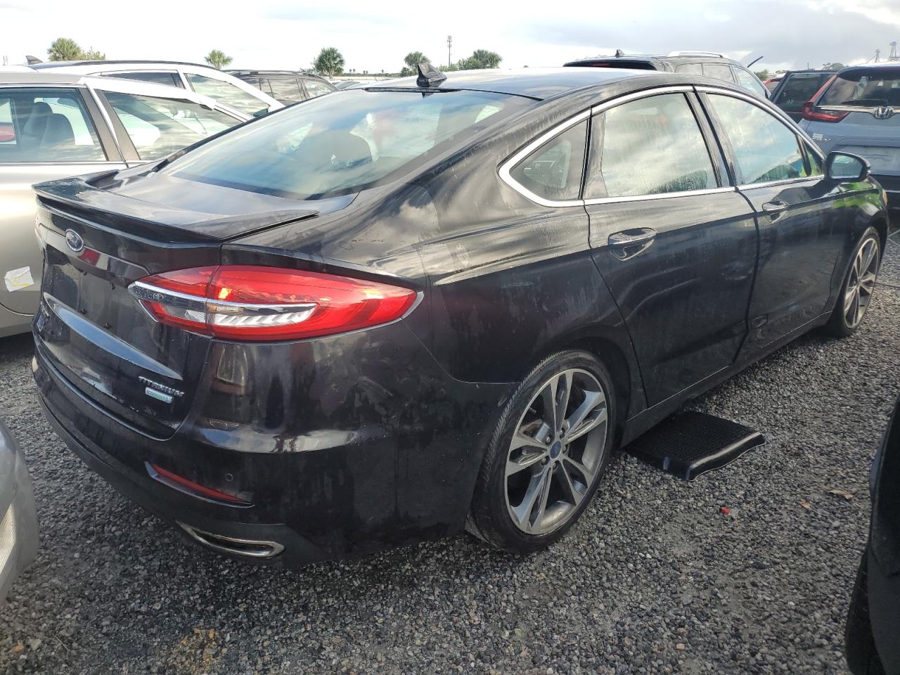 2020 Ford Fusion VIN 3FA6P0K94LR104275 Copart auction photo, water/flood damage thumbnail 3