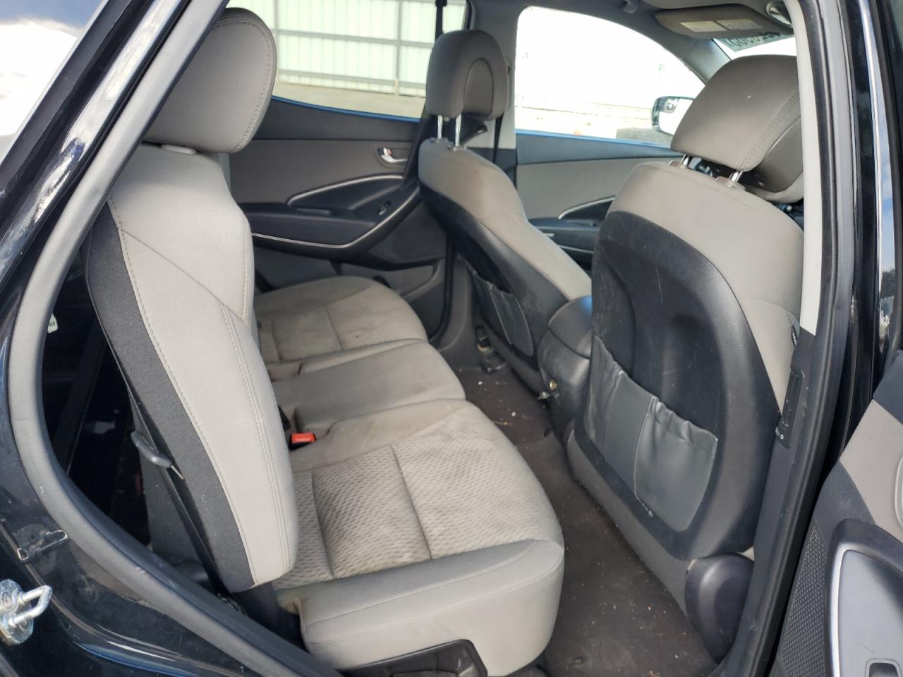 2018 Hyundai Santa Fe VIN 5NMZT3LB8JH087399 Copart auction photo, rear end / minor dent/scratches damage thumbnail 11