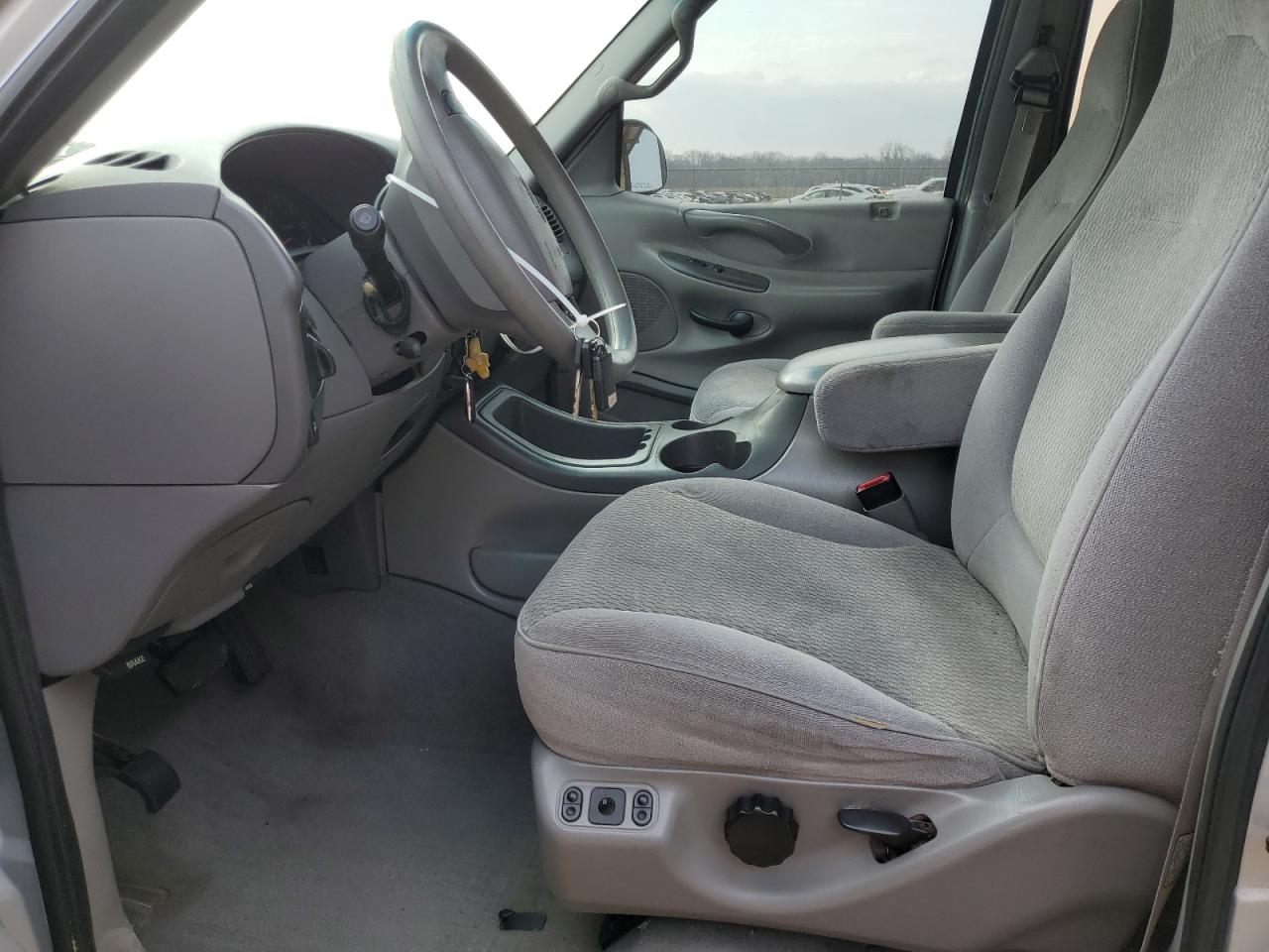 1997 Ford Expedition VIN 1FMEU18W2VLA30109 Copart auction photo, side damage thumbnail 7