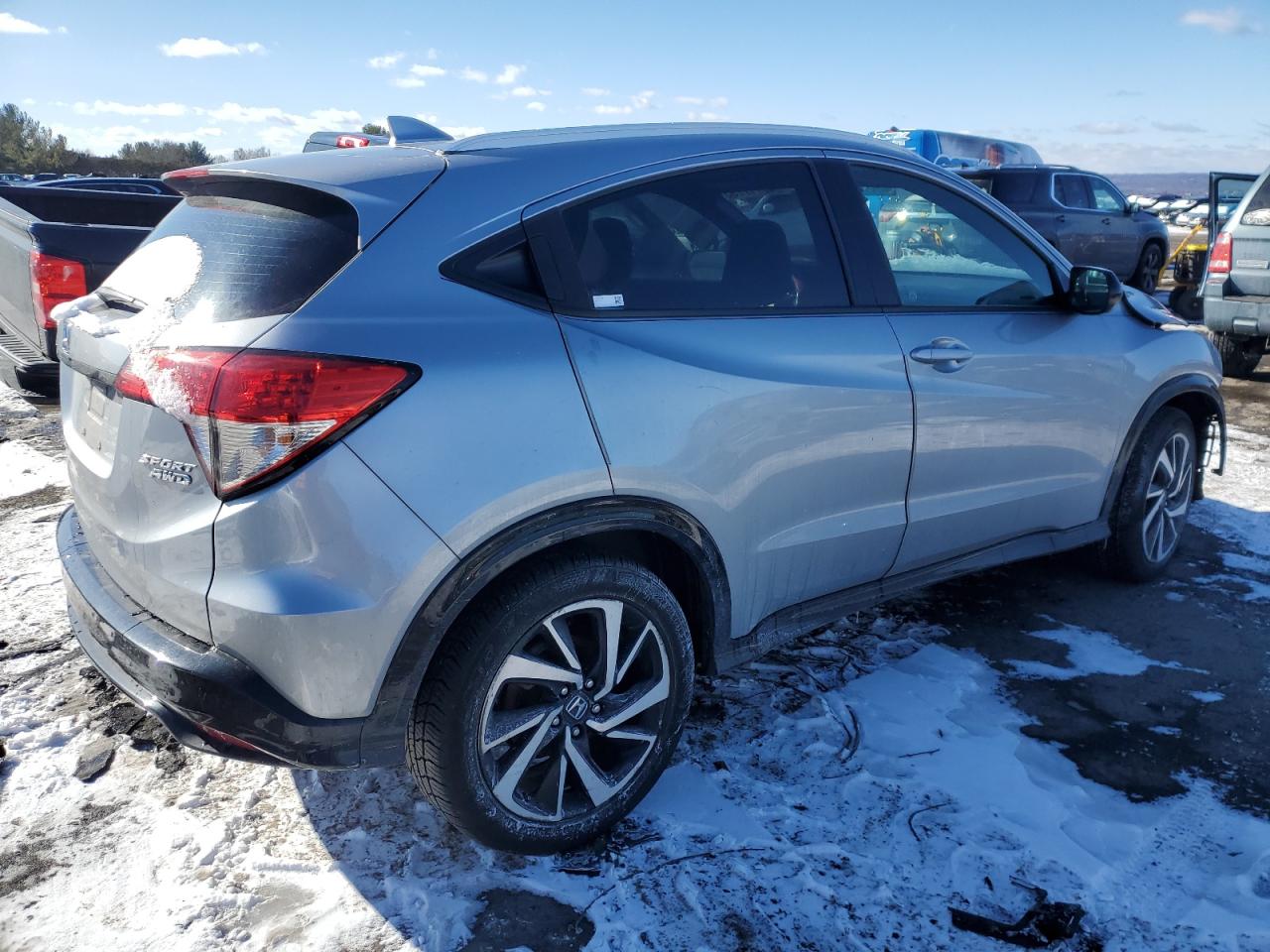 2020 Honda HR-V VIN 3CZRU6H1XLM713706 Copart auction photo, front end damage thumbnail 3