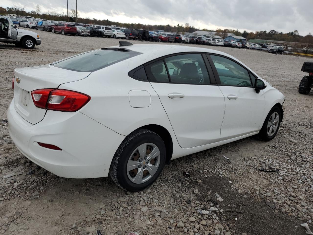 2018 Chevrolet Cruze VIN 1G1BC5SM7J7166949 Copart auction photo, front end damage thumbnail 3