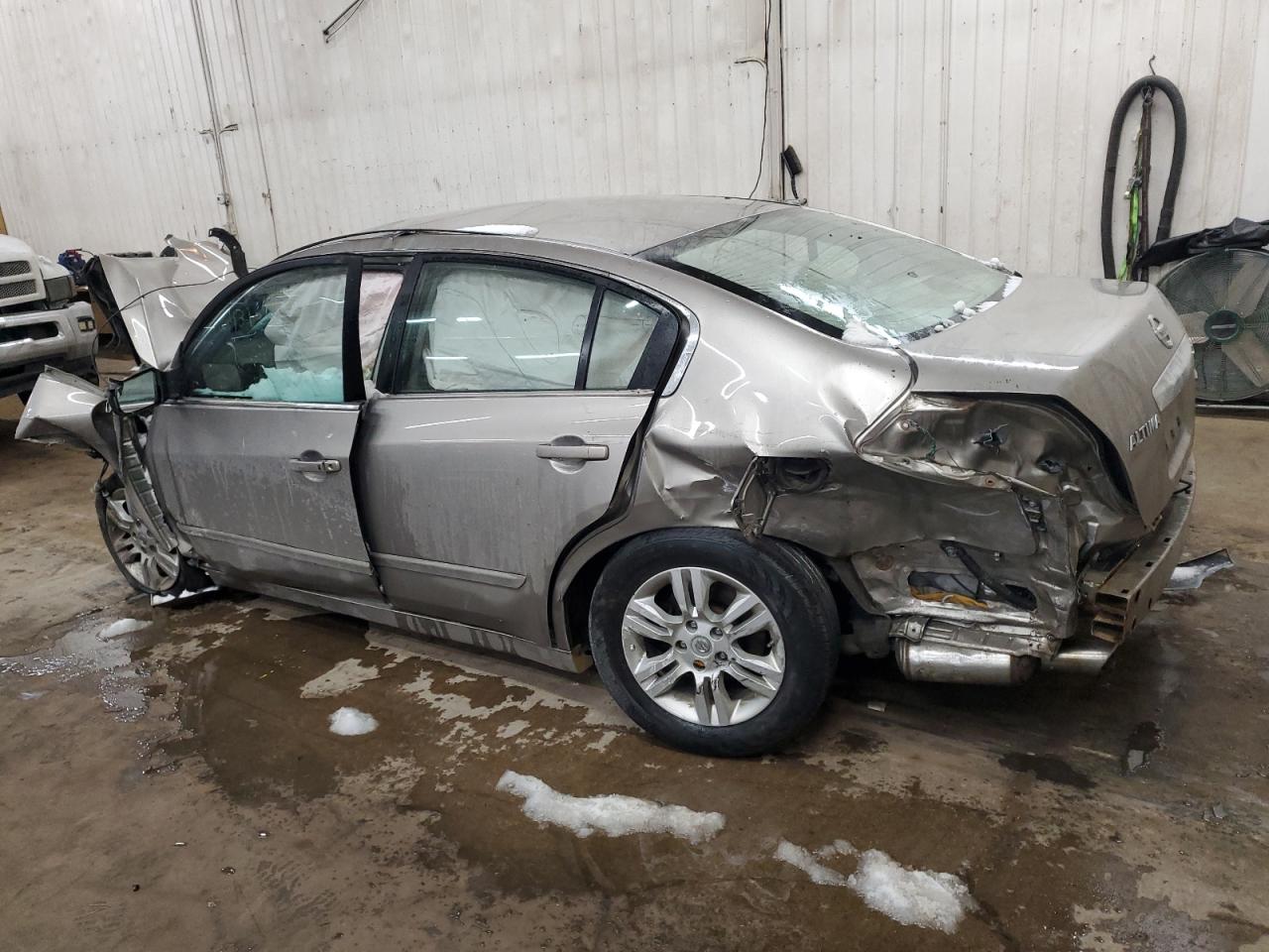2011 Nissan Altima VIN 1N4AL2AP0BC152111 Copart auction photo, front end / rear end damage thumbnail 2