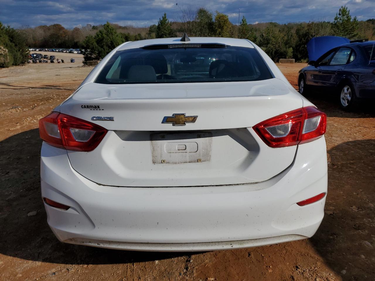 2017 Chevrolet Cruze VIN 1G1BC5SM8H7106124 Copart auction photo, side / front end damage thumbnail 6