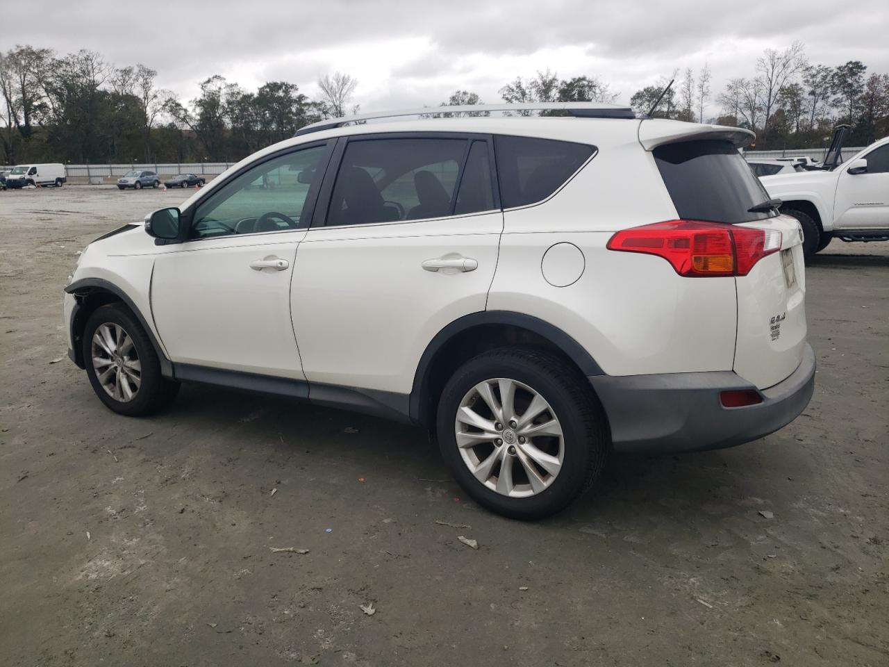 2013 Toyota RAV 4 VIN 2T3YFREV8DW055999 Copart auction photo, front end / side damage thumbnail 2