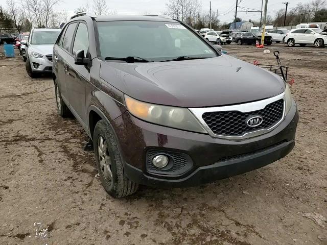 2011 KIA Sorento VIN 5XYKT3A14BG107557 Copart auction photo, side / front end damage thumbnail 11