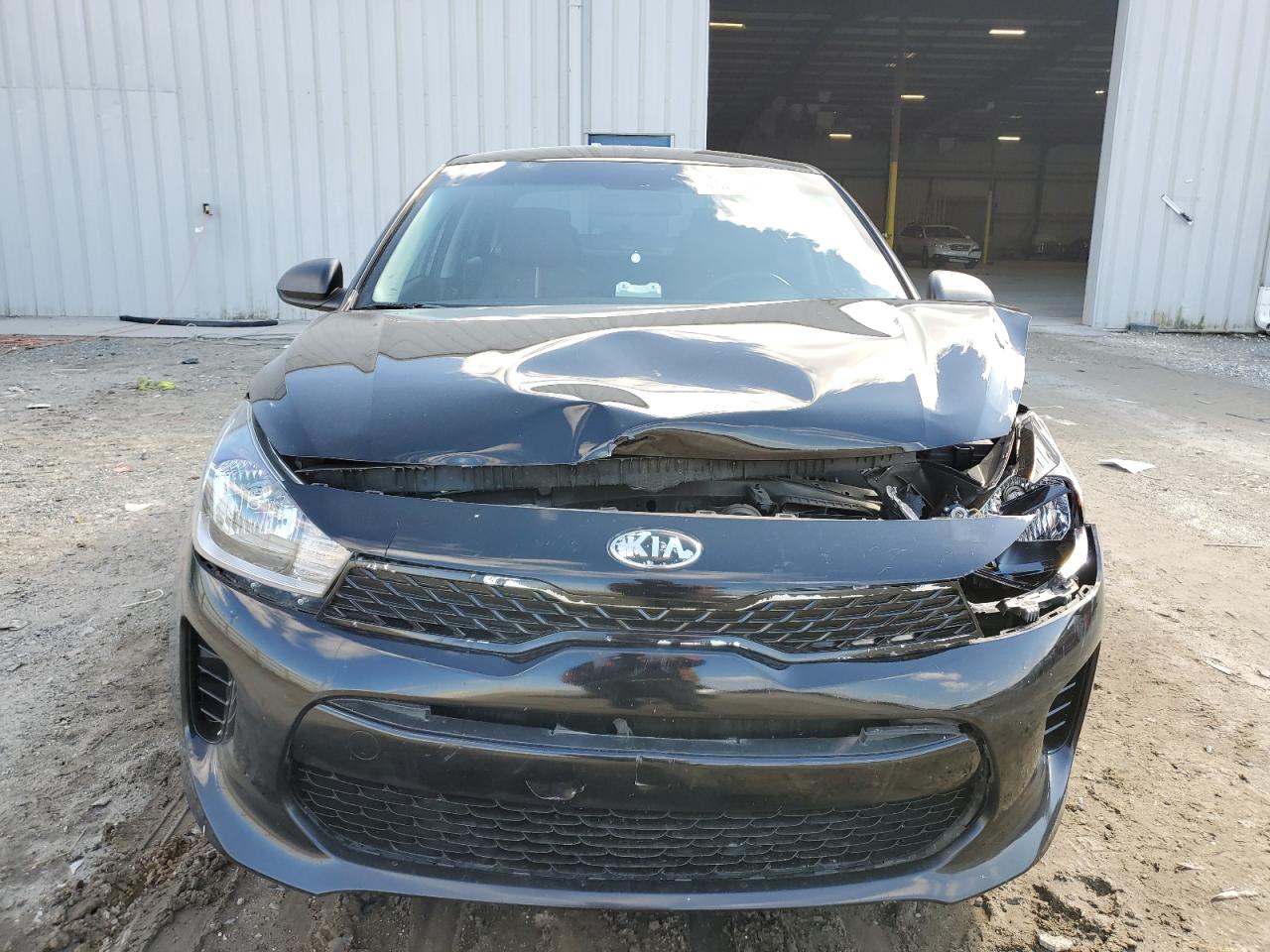 2018 KIA Rio VIN 3KPA24AB2JE065351 Copart auction photo, front end damage thumbnail 5
