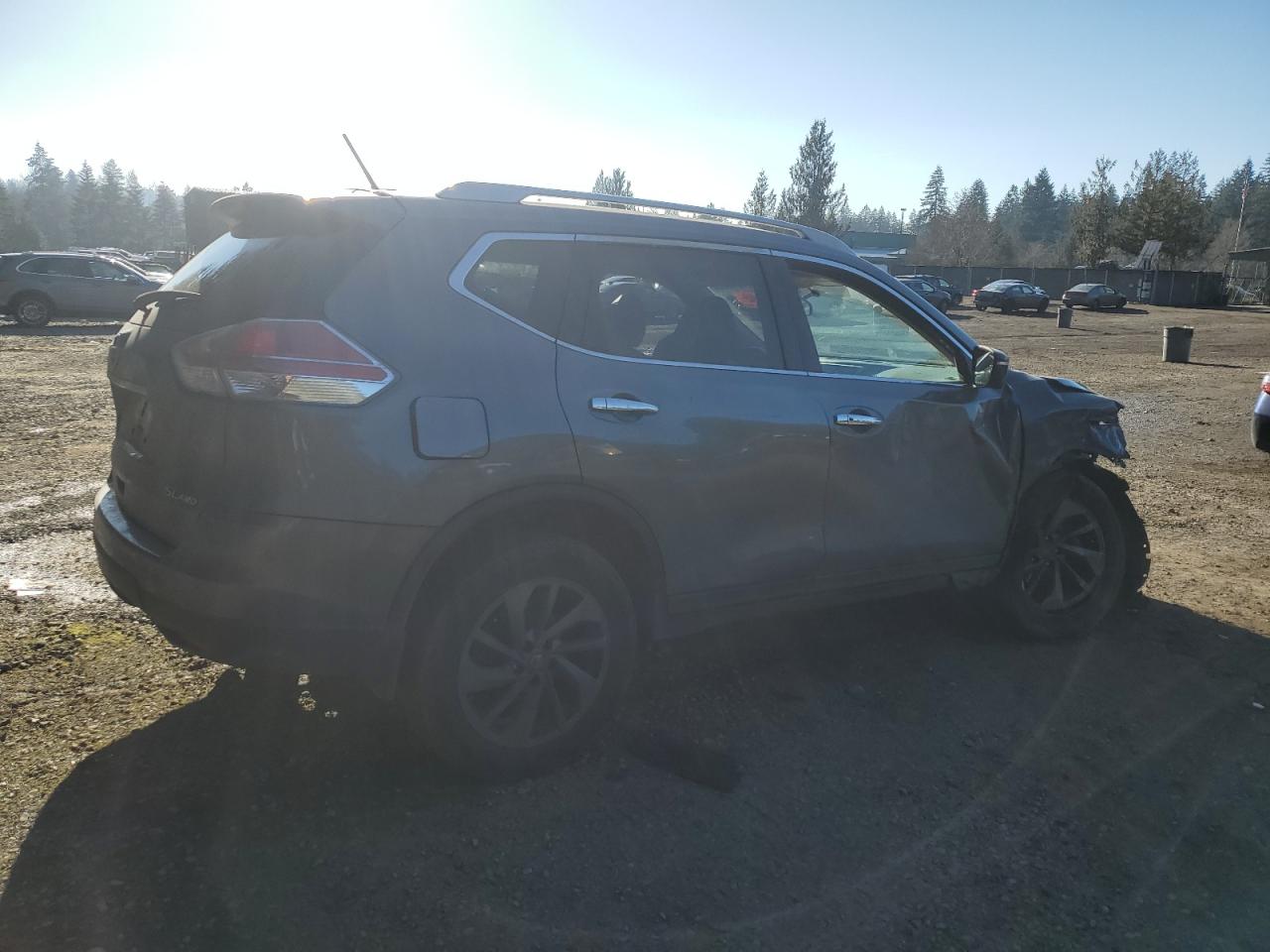 2016 Nissan Rogue VIN 5N1AT2MV3GC813379 Copart auction photo, front end / side damage thumbnail 3