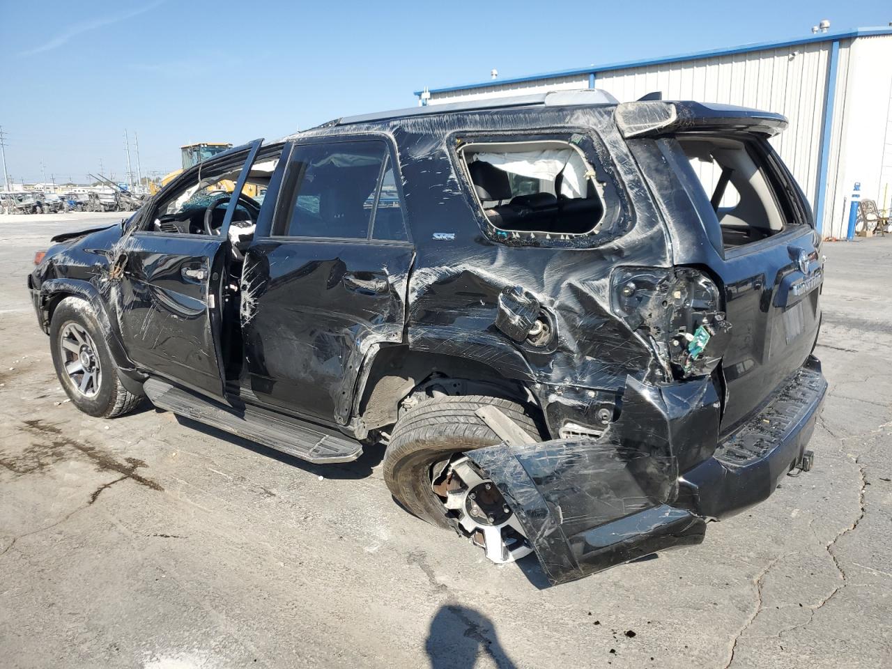 2016 Toyota 4Runner VIN JTEZU5JR9G5117056 Copart auction photo, rollover damage thumbnail 2