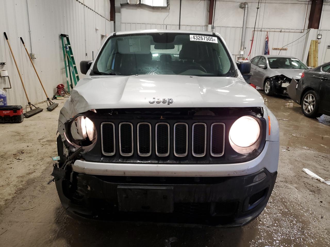 2016 Jeep Renegade VIN ZACCJBAT6GPD50638 Copart auction photo, front end damage thumbnail 5
