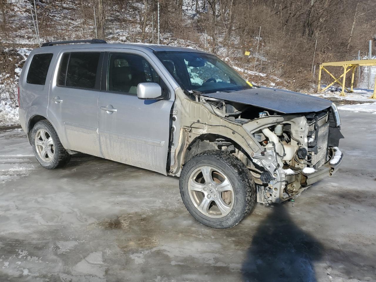 2013 Honda Pilot VIN 5FNYF4H53DB076263 Copart auction photo, front end damage thumbnail 4