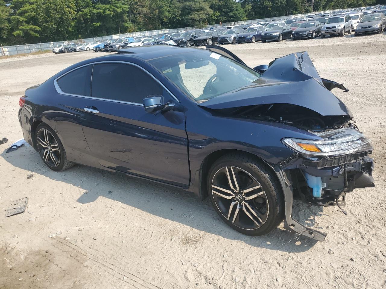 2016 Honda Accord VIN 1HGCT2B01GA002293 Copart auction photo, all over damage thumbnail 4