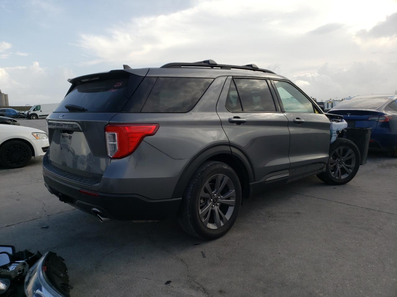 2021 Ford Explorer VIN 1FMSK7DH6MGA56352 Copart auction photo, front end damage thumbnail 3