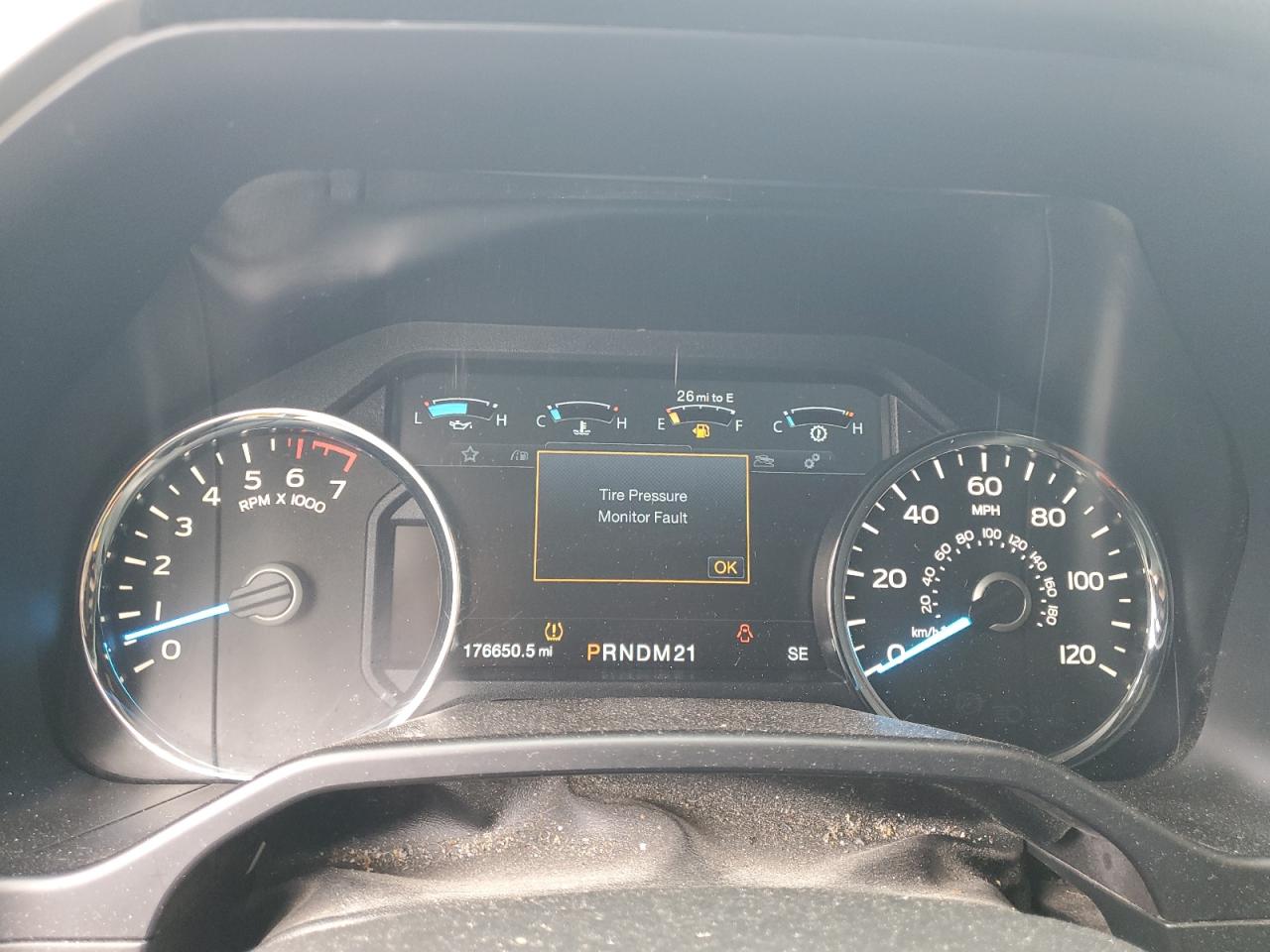 2015 Ford F-150 VIN 1FTEW1CG3FKD40615 Copart auction photo, front end / hail damage thumbnail 9
