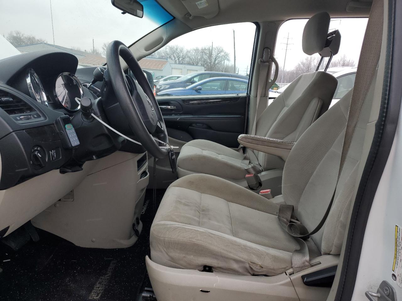 2015 Dodge Caravan VIN 2C4RDGBG9FR623825 Copart auction photo, rear end damage thumbnail 7