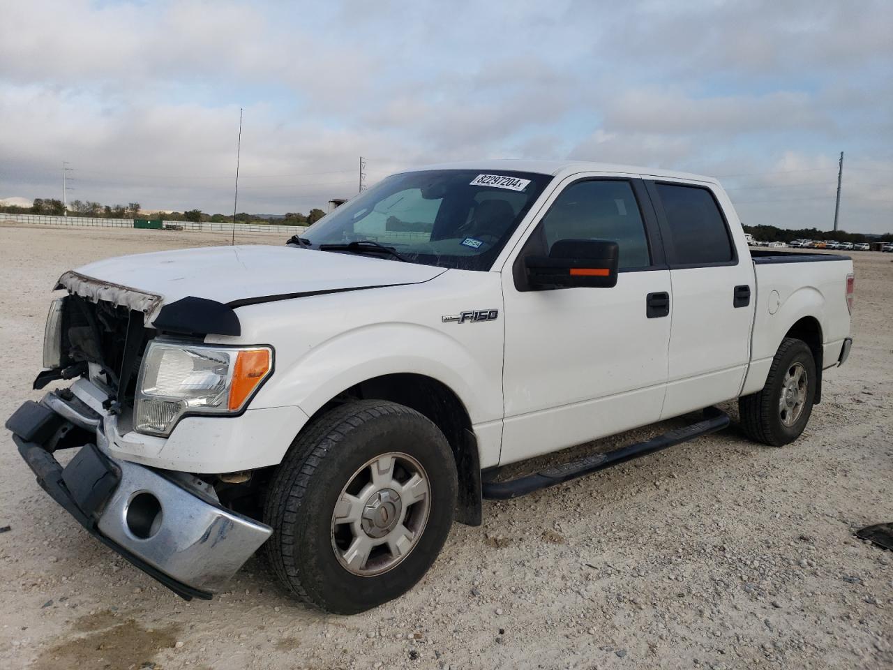 2011 Ford F-150 VIN 1FTFW1CF3BFC27052
