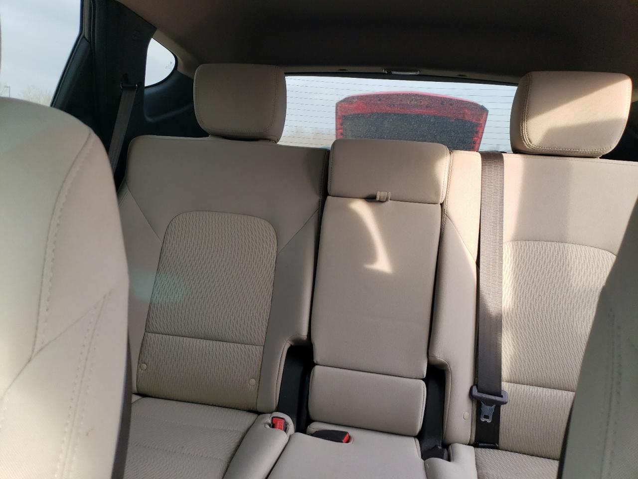2018 Hyundai Santa Fe VIN 5XYZT3LB2JG564807 Copart auction photo, front end damage thumbnail 10