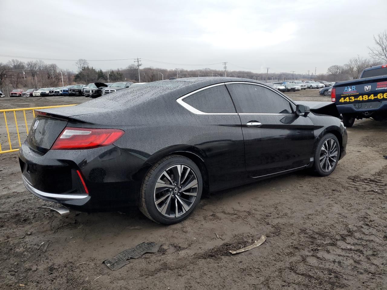 2017 Honda Accord VIN 1HGCT1B82HA007519 Copart auction photo, front end damage thumbnail 3