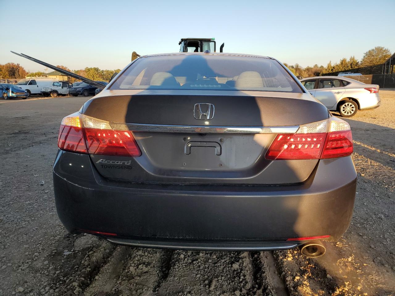 2013 Honda Accord VIN 1HGCR2F80DA100306 Copart auction photo, front end / side damage thumbnail 6