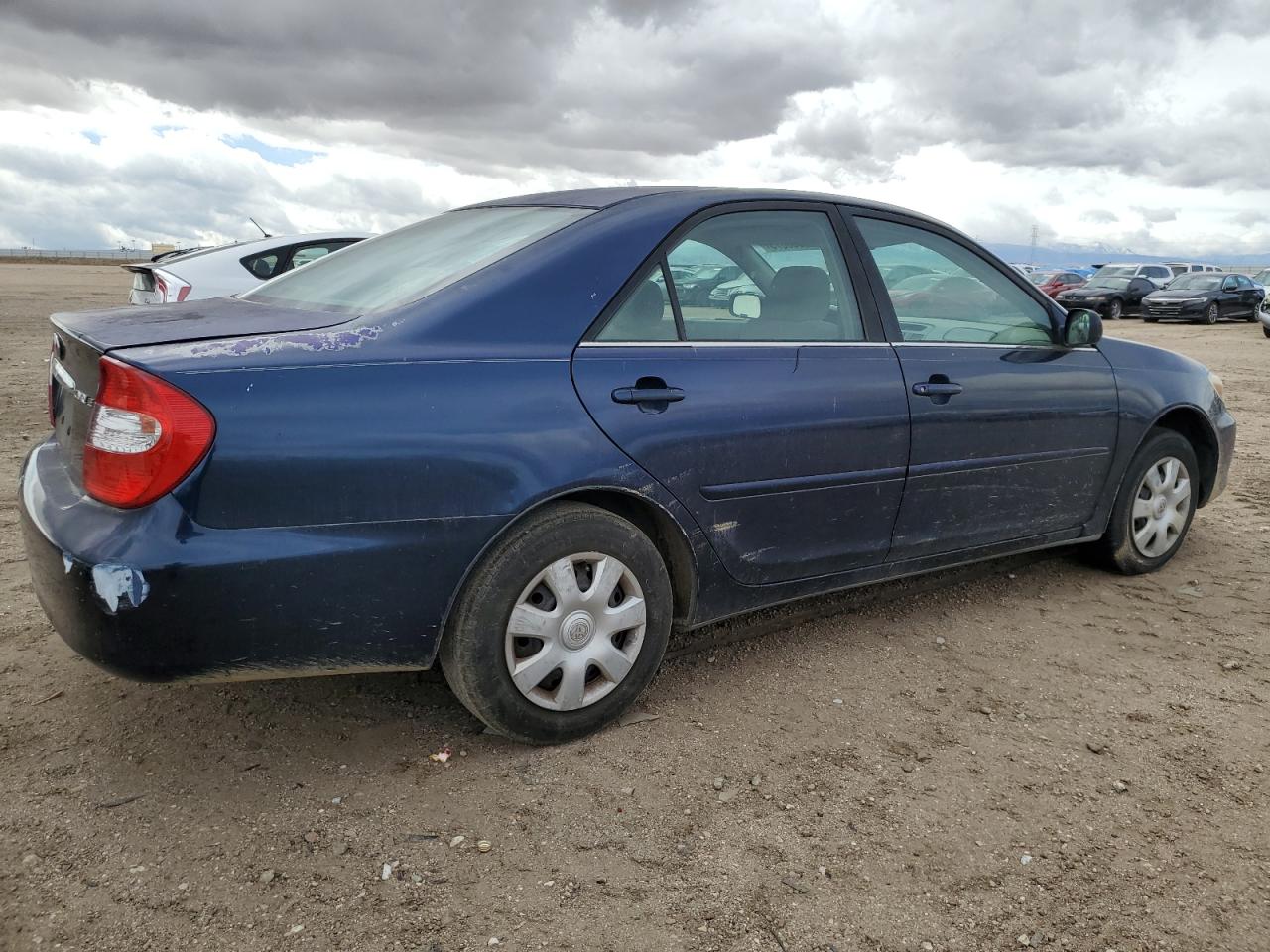 2004 Toyota Camry VIN 4T1BE32K94U329655 Copart auction photo, minor dent/scratches damage thumbnail 3