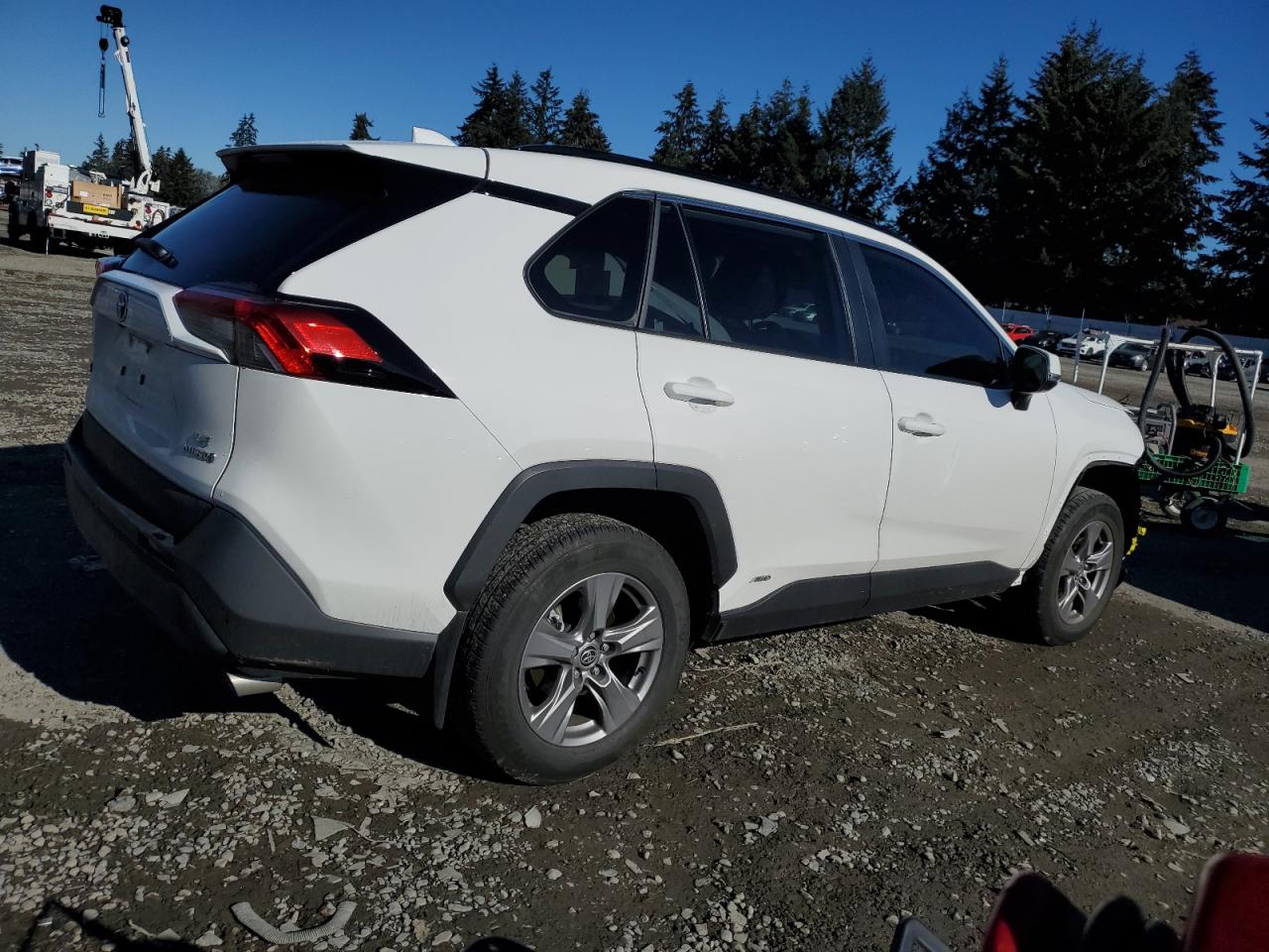 2024 Toyota RAV 4 VIN JTMMWRFV0RD209106 Copart auction photo, front end / side damage thumbnail 3